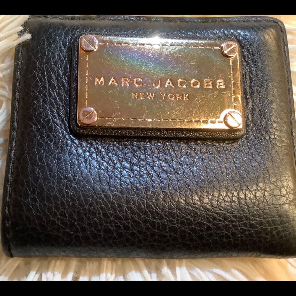 Leather wallet - Picture 7 of 8